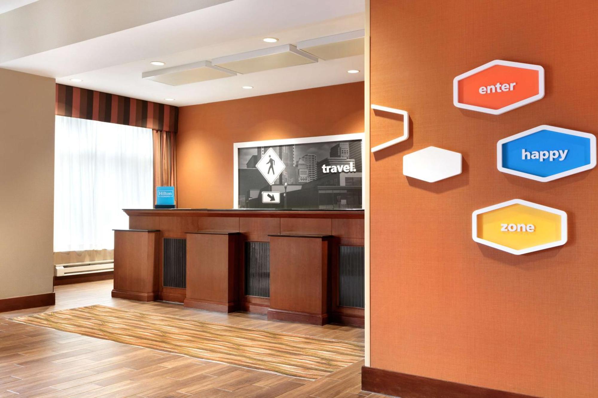 Hampton Inn New York - Laguardia Airport Exteriör bild