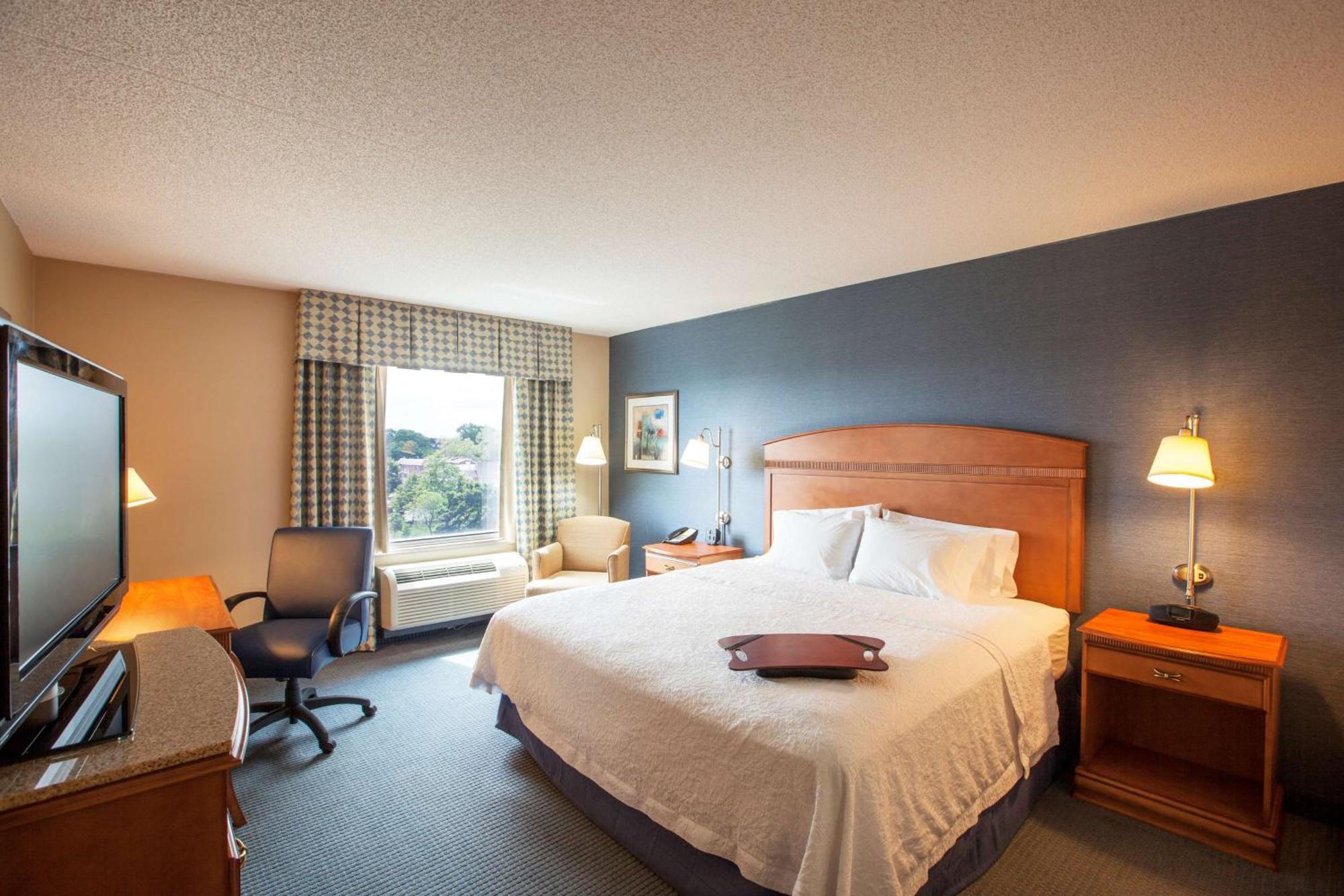 Hampton Inn New York - Laguardia Airport Exteriör bild