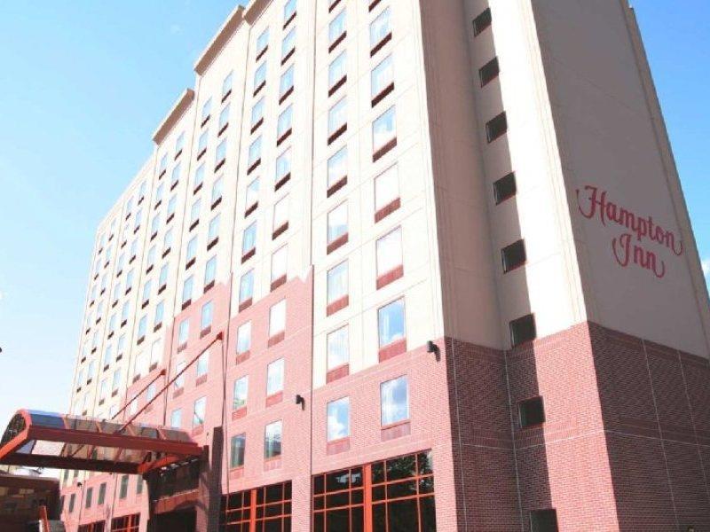 Hampton Inn New York - Laguardia Airport Exteriör bild