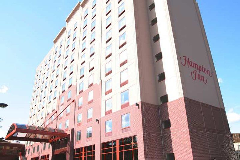 Hampton Inn New York - Laguardia Airport Exteriör bild