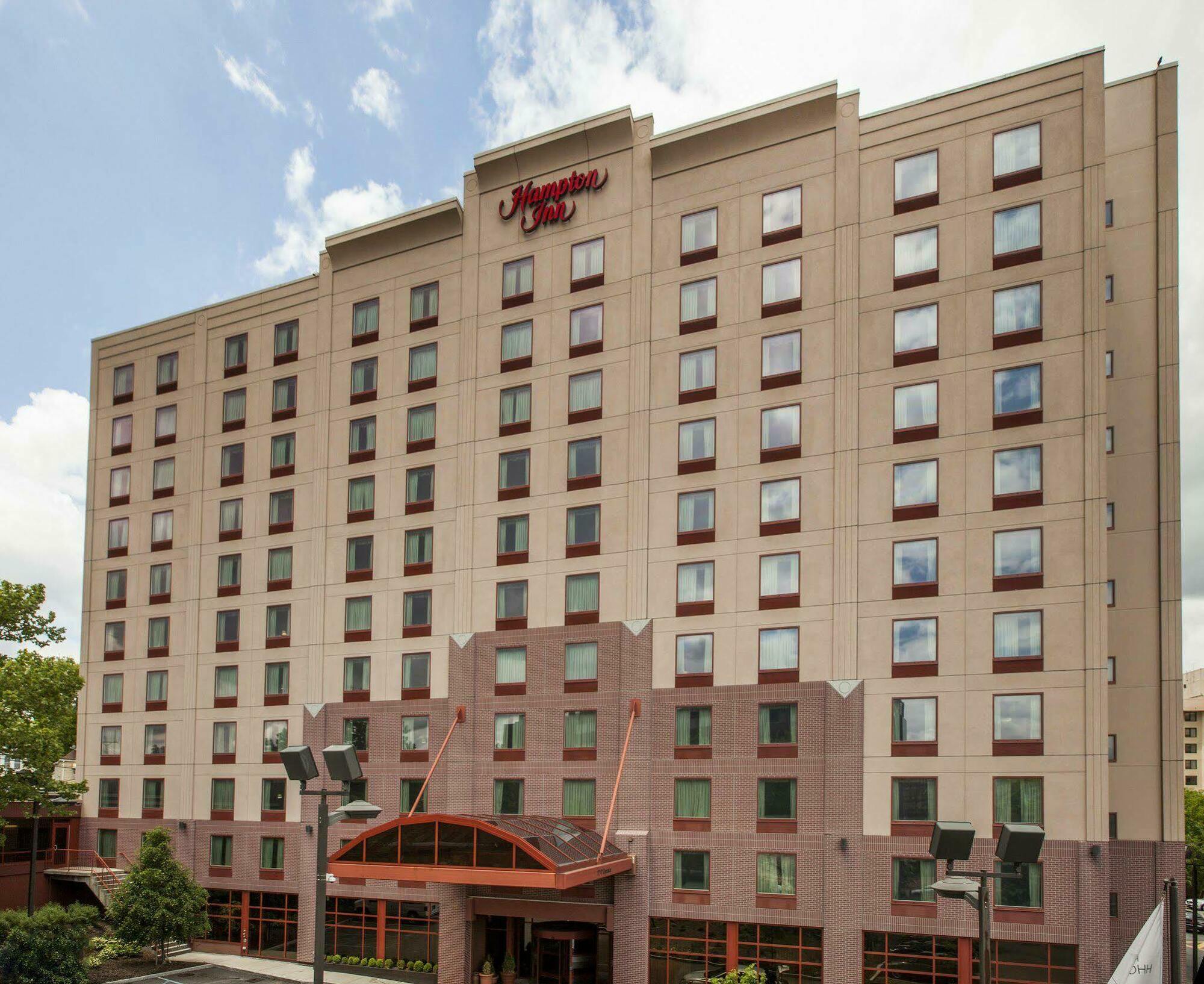 Hampton Inn New York - Laguardia Airport Exteriör bild