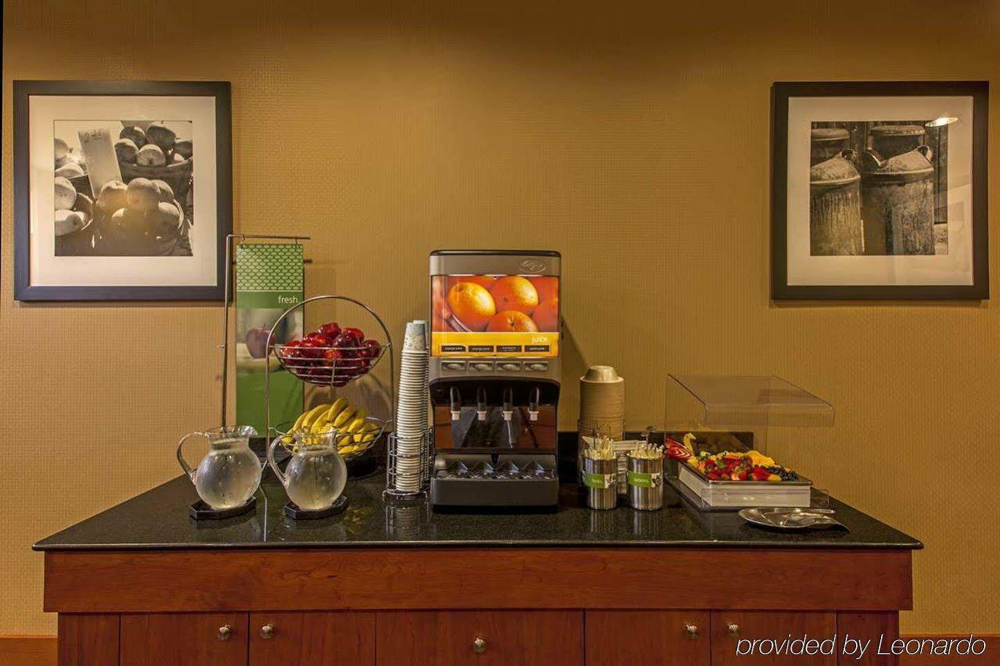 Hampton Inn New York - Laguardia Airport Exteriör bild